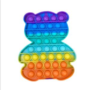 Rainbow bear shaped pop -it